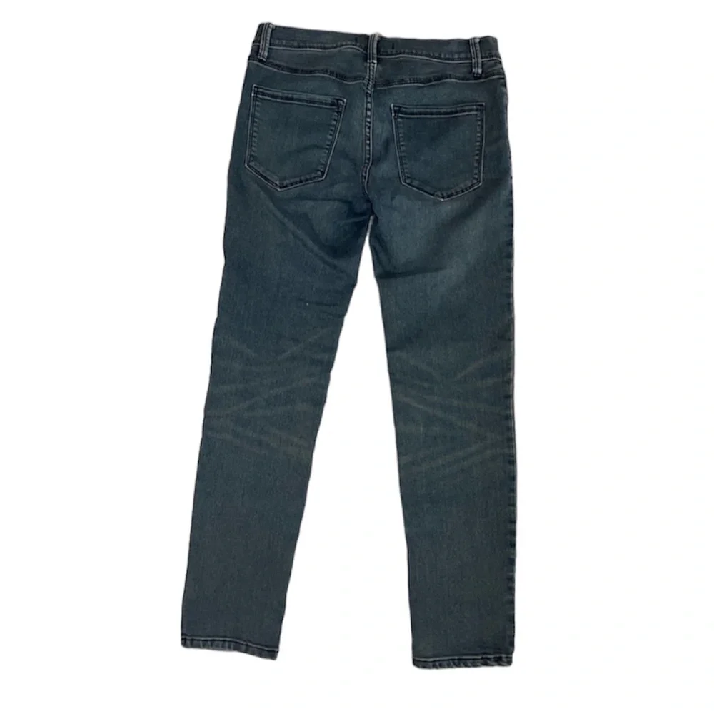 Free People Dark Wash Skinny Jeans Size 27